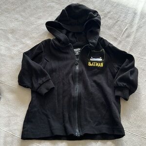 🧡18m baby boy, black Batman hoodie like new